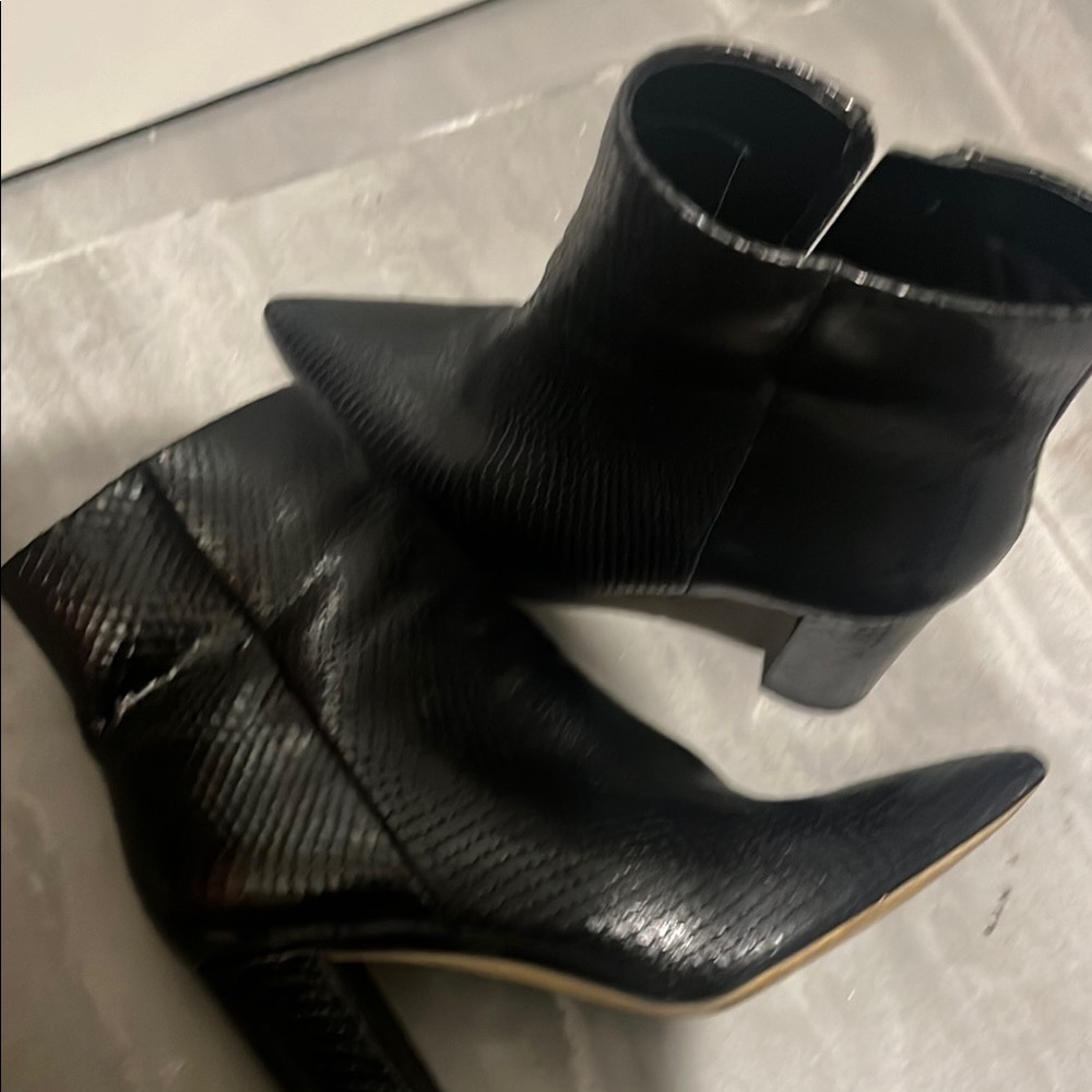 Elegant Black Ankle Boots
